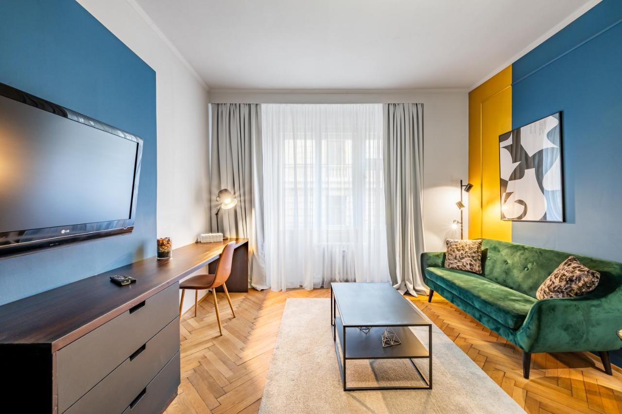 Loong Refresh Old Town Apartment ปราก ภายนอก รูปภาพ